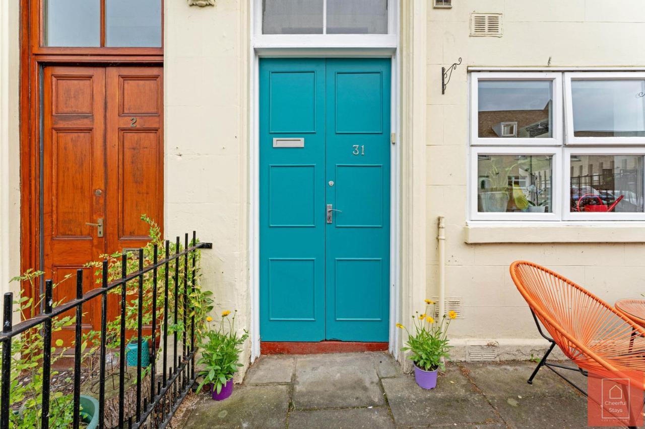 Cheerful Stays: Spacious Flat In Vibrant Leith エディンバラ エクステリア 写真