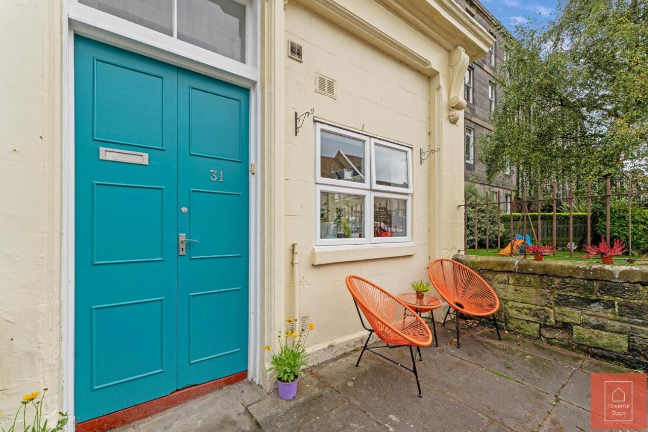 Cheerful Stays: Spacious Flat In Vibrant Leith エディンバラ エクステリア 写真